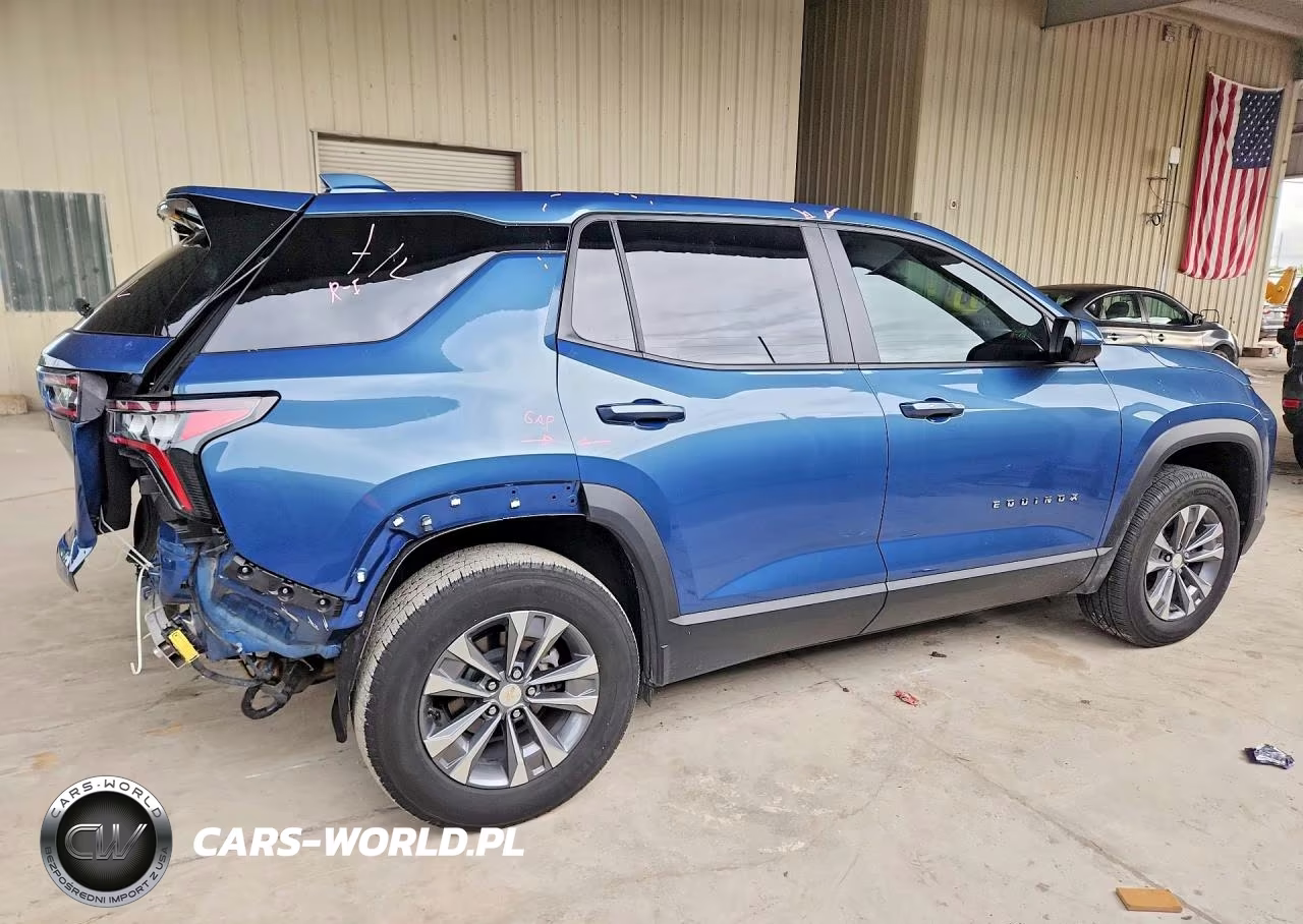 2025 Chevrolet Equinox Lt VIN:3GNAXHEG1SL132086 - 3