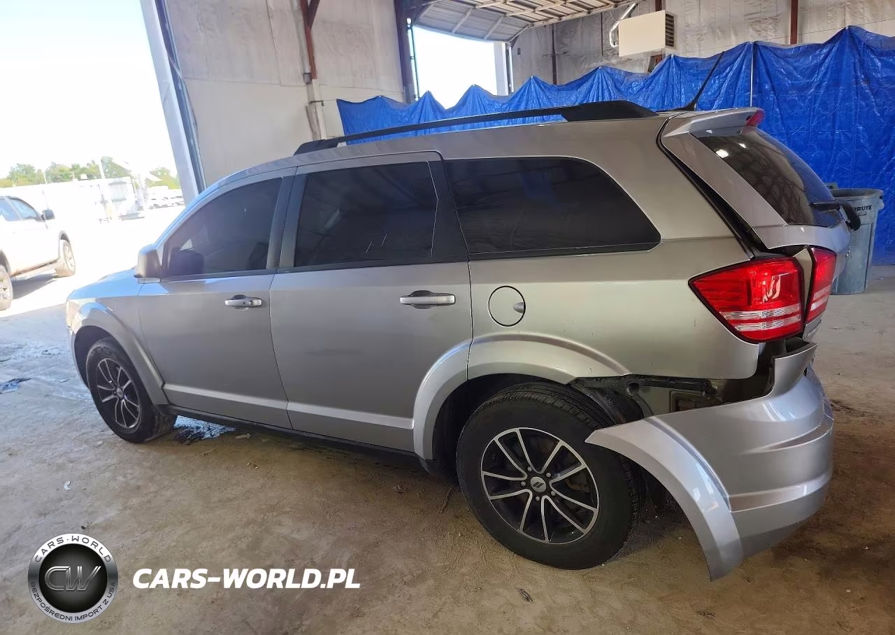 2018 Dodge Journey Se VIN:3C4PDCAB3JT443946 - 2