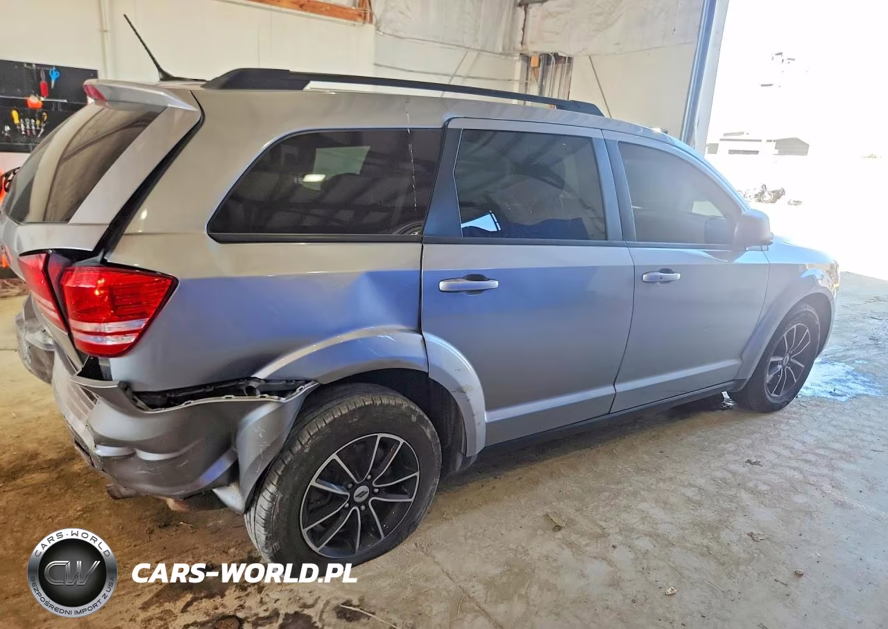 2018 Dodge Journey Se VIN:3C4PDCAB3JT443946 - 3