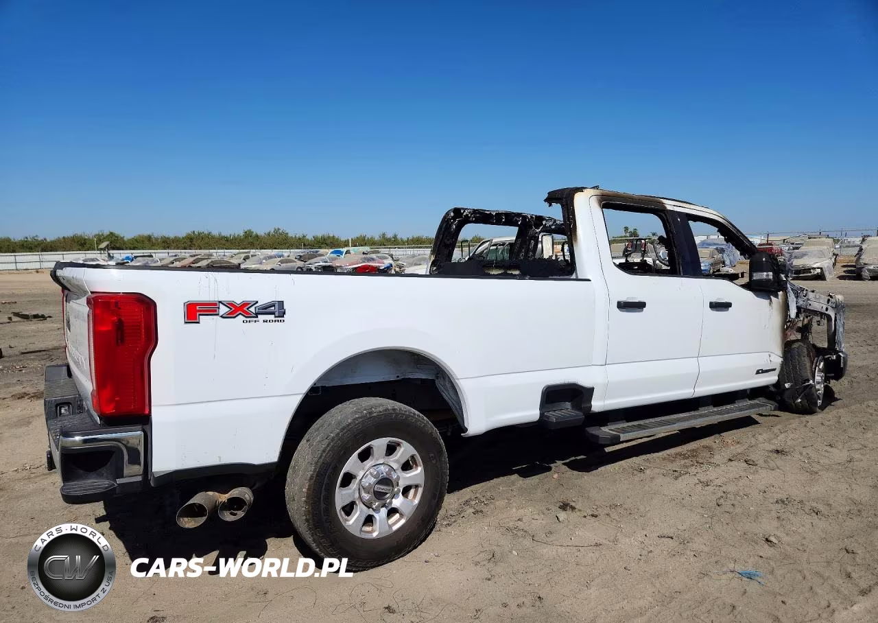 2024 Ford F250 Super Duty VIN:1FT7W2BTXREC54427 - 3