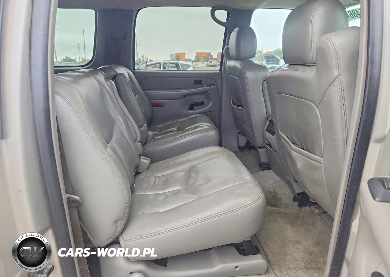 2004 Chevrolet Suburban K1500 VIN:3GNFK16Z04G139084 - 11