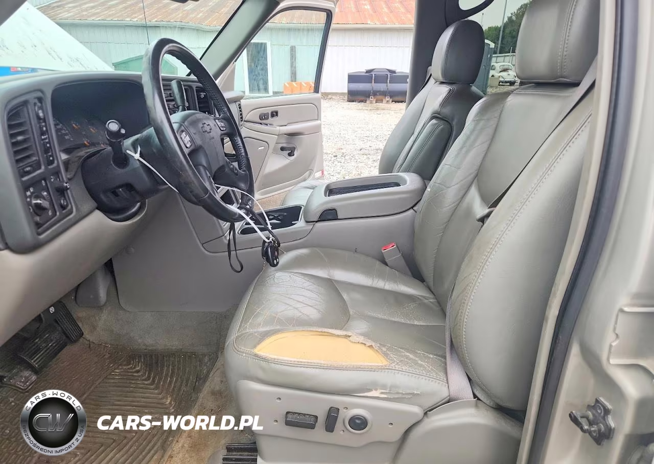 2004 Chevrolet Suburban K1500 VIN:3GNFK16Z04G139084 - 7