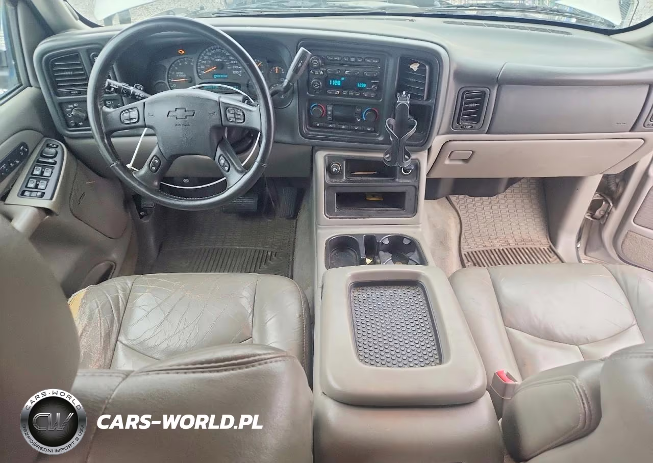 2004 Chevrolet Suburban K1500 VIN:3GNFK16Z04G139084 - 8