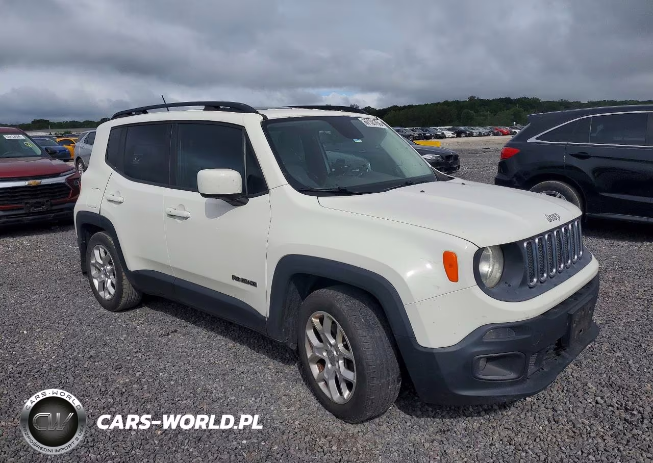 2015 Jeep Renegade Latitude VIN:ZACCJABT0FPB61975 - 4