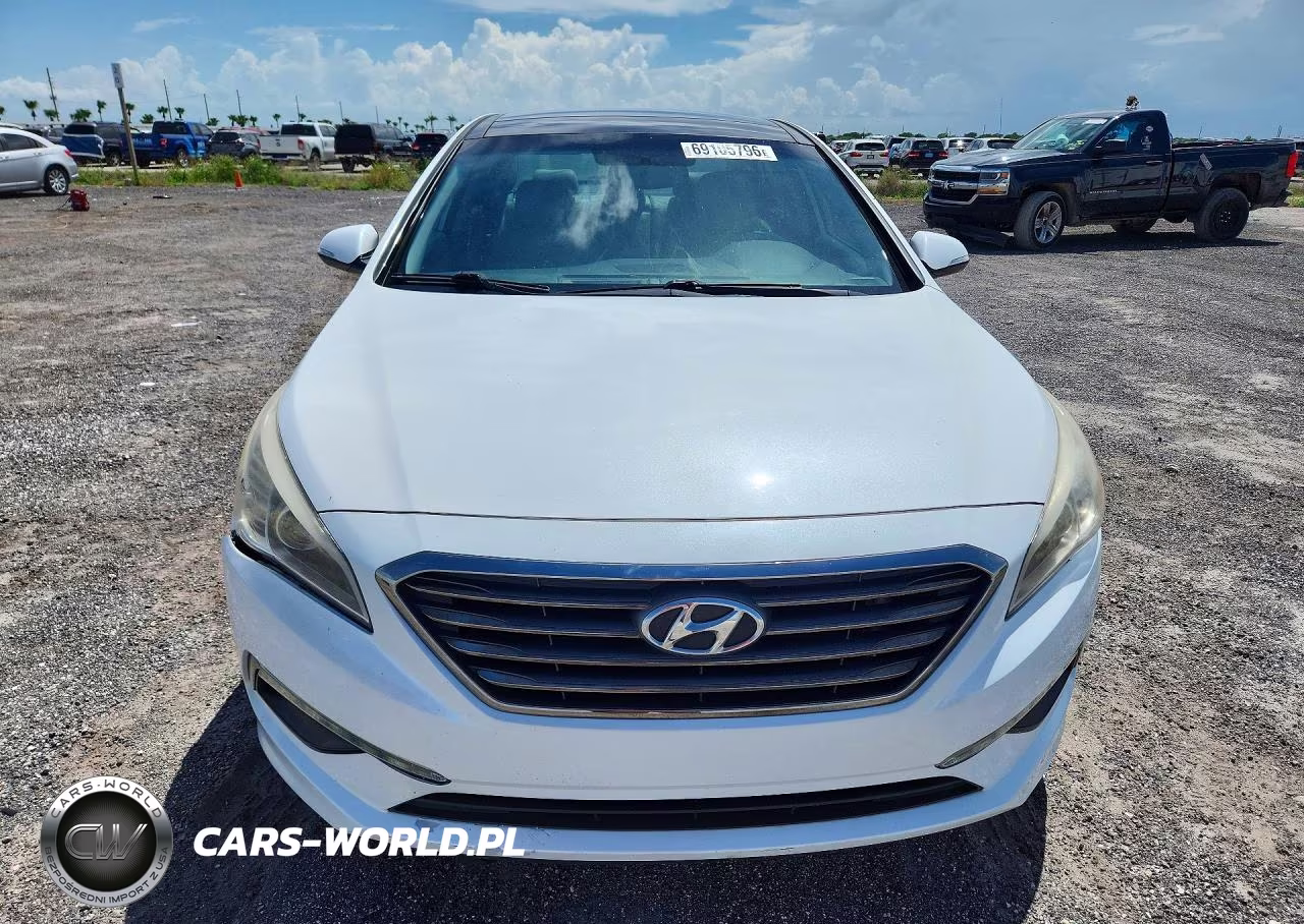 2015 Hyundai Sonata Limited VIN:5NPE34AF6FH136734 - 5