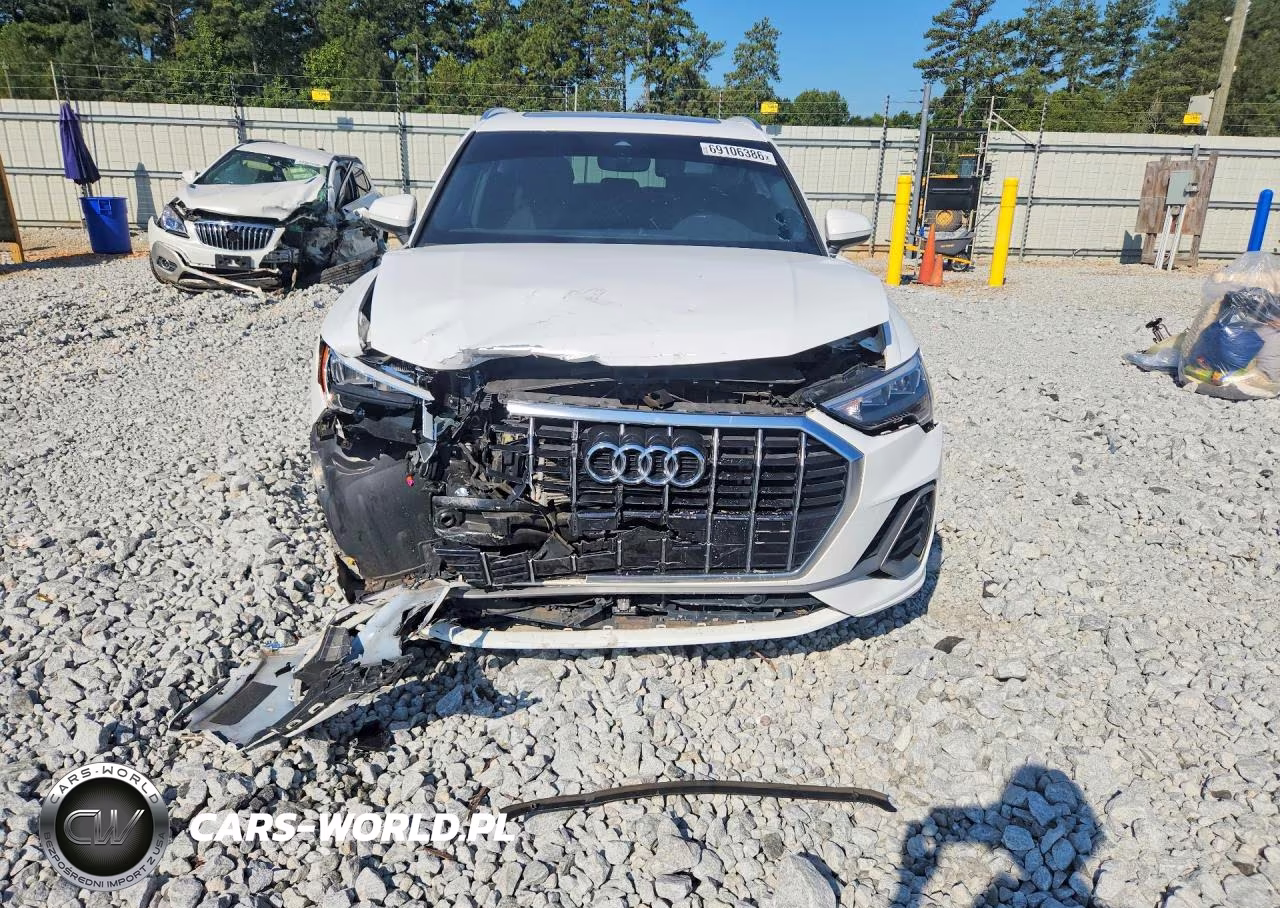 2022 Audi Q3 Premium S Line 45 VIN:WA1DECF39N1130439 - 5