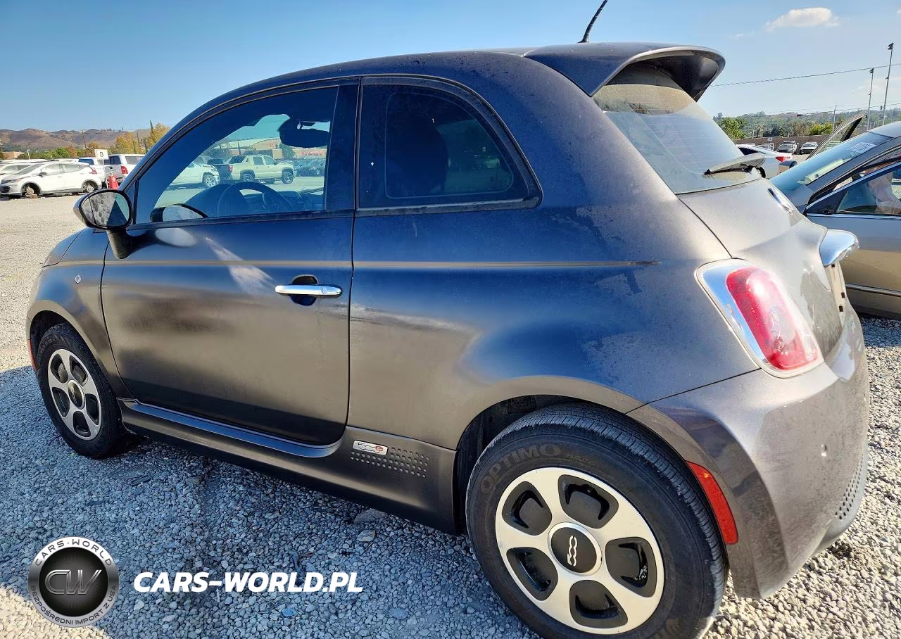 2018 Fiat 500 Electric VIN:3C3CFFGE5JT466743 - 2