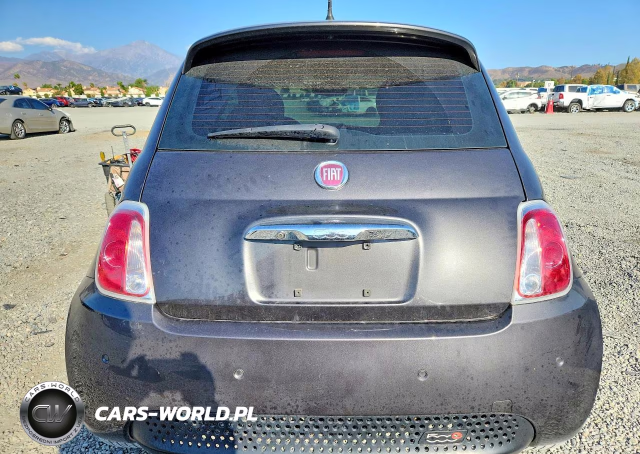 2018 Fiat 500 Electric VIN:3C3CFFGE5JT466743 - 6