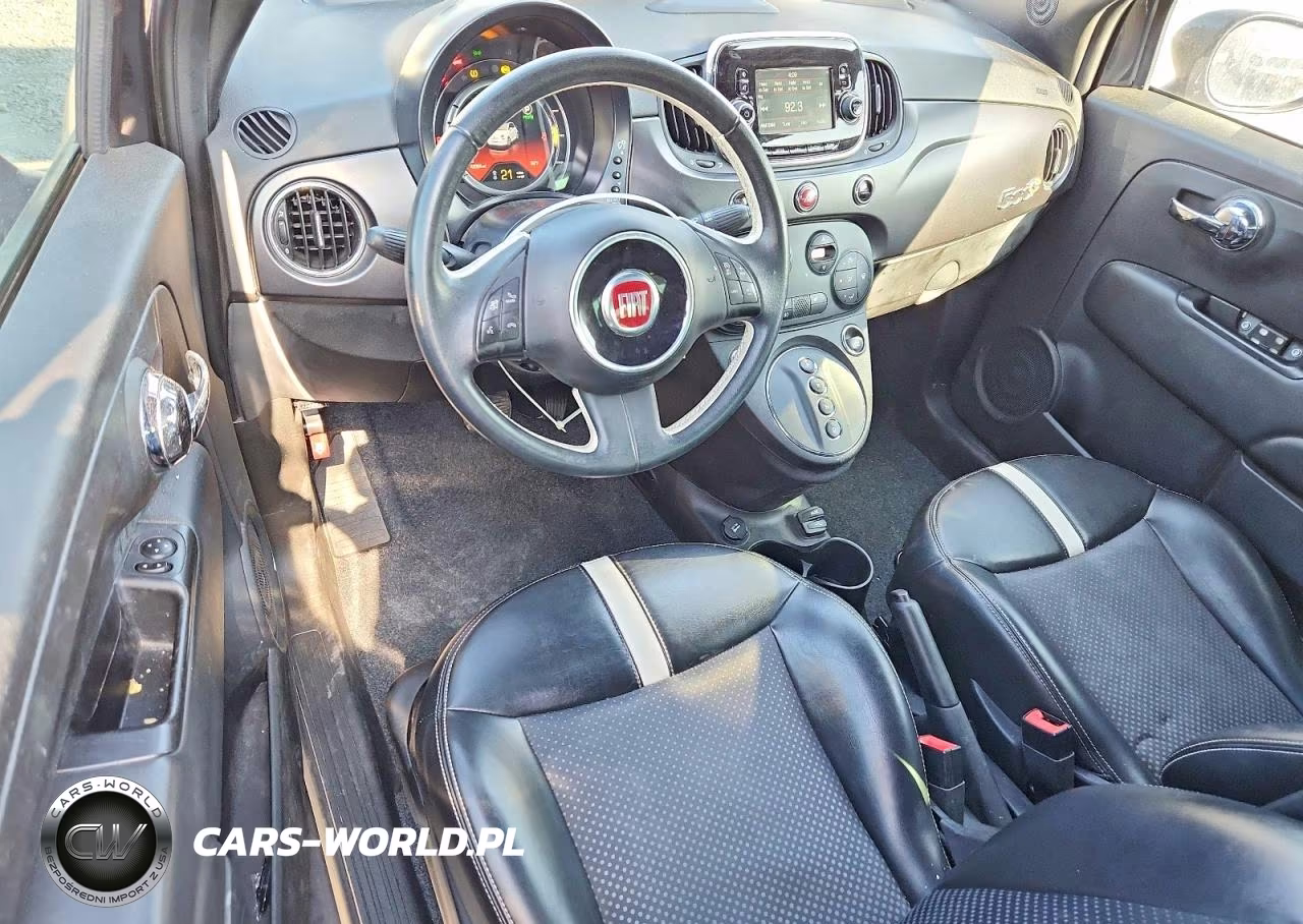 2018 Fiat 500 Electric VIN:3C3CFFGE5JT466743 - 8