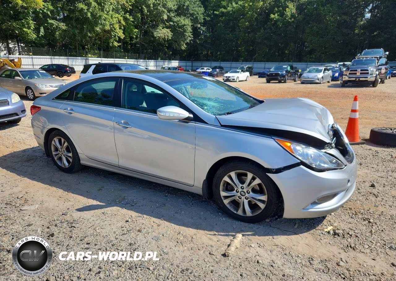 2013 Hyundai Sonata Limited VIN:5NPEC4AC3DH626406 - 4