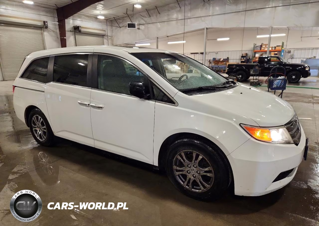 2011 Honda Odyssey Exl VIN:5FNRL5H63BB100490 - 4