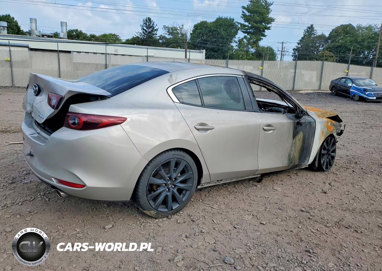 2024 Mazda 3 Select Sport VIN:3MZBPABM0RM413747 - 3