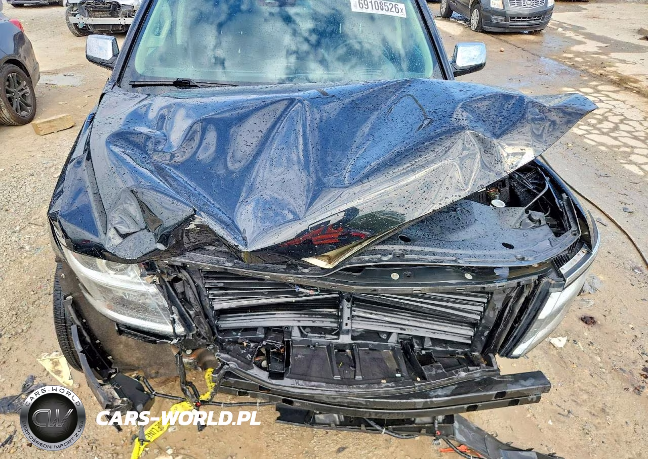 2019 Chevrolet Suburban K1500 Premier VIN:1GNSKJKC0KR198164 - 12