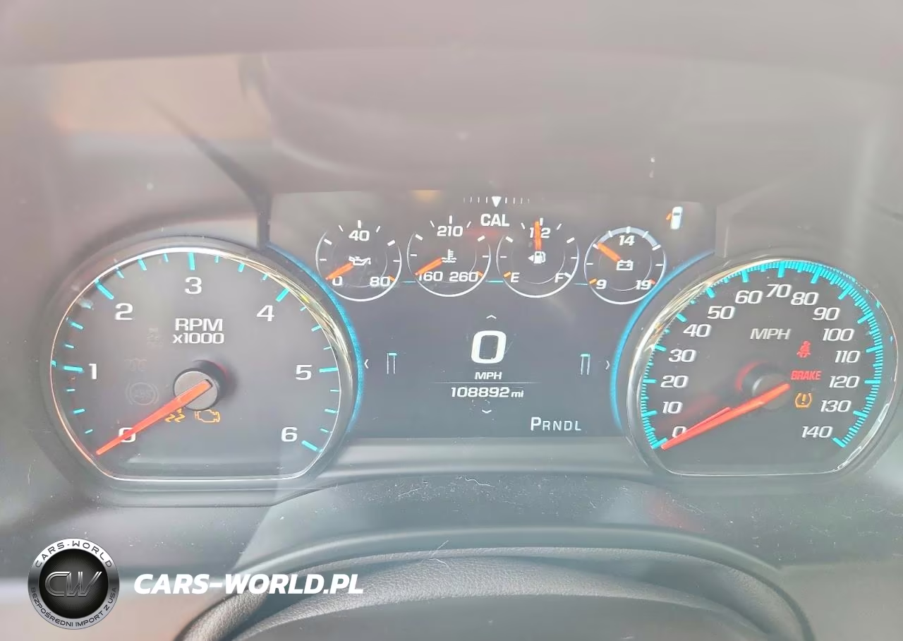 2019 Chevrolet Suburban K1500 Premier VIN:1GNSKJKC0KR198164 - 9