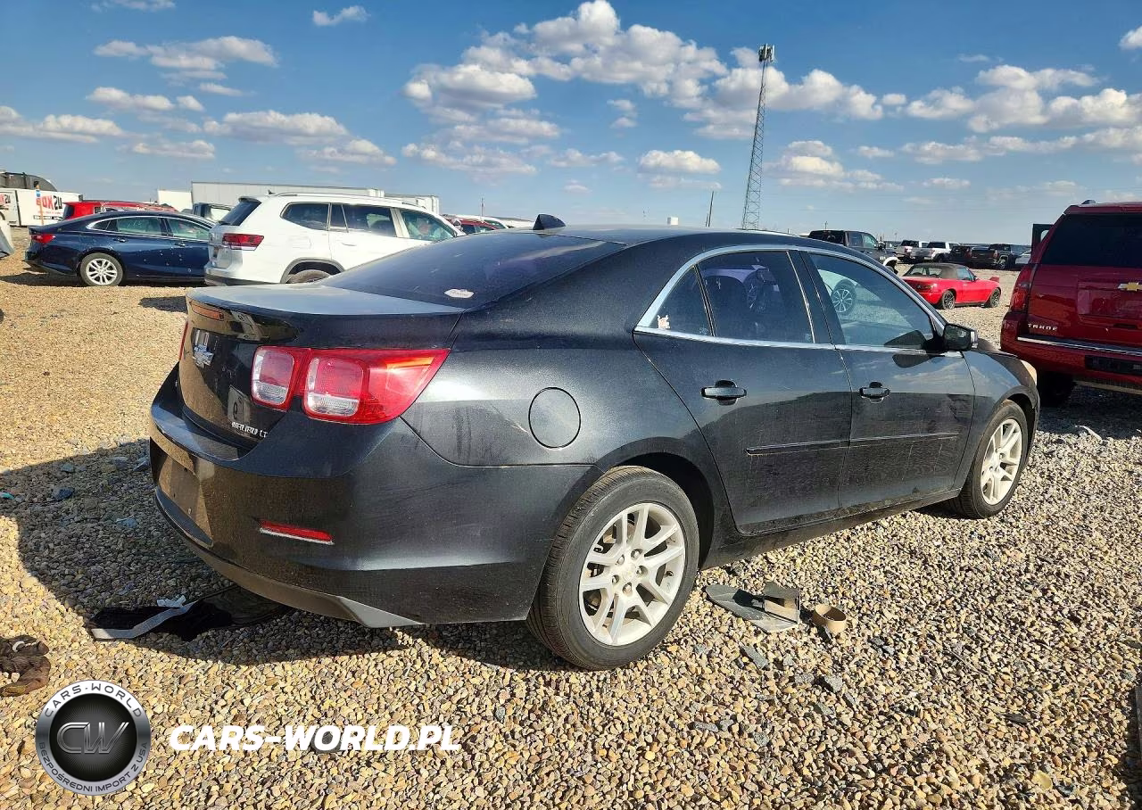 2014 Chevrolet Malibu 1Lt VIN:1G11C5SL3EF213778 - 3