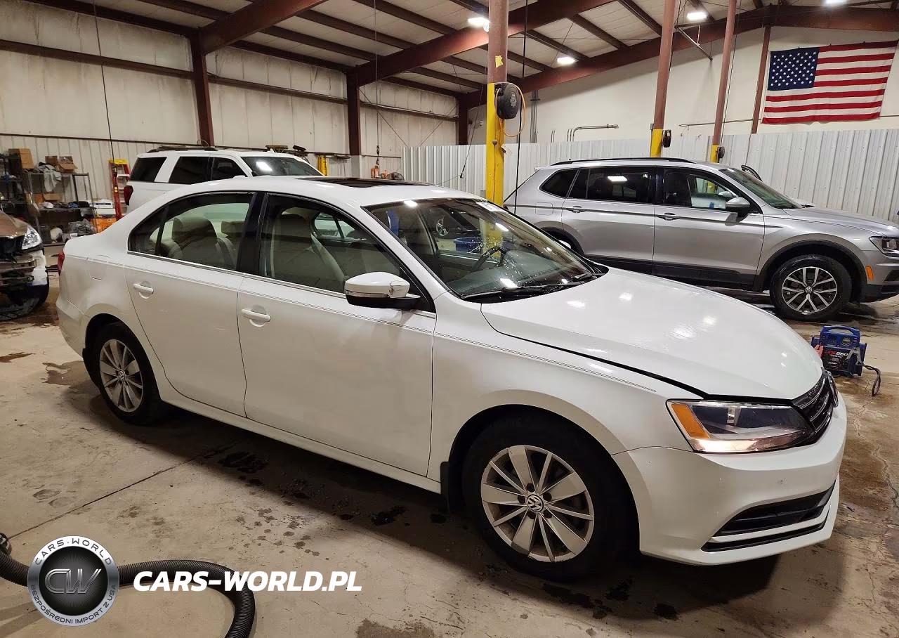 2015 Volkswagen Jetta Se VIN:3VWD17AJ4FM259480 - 4