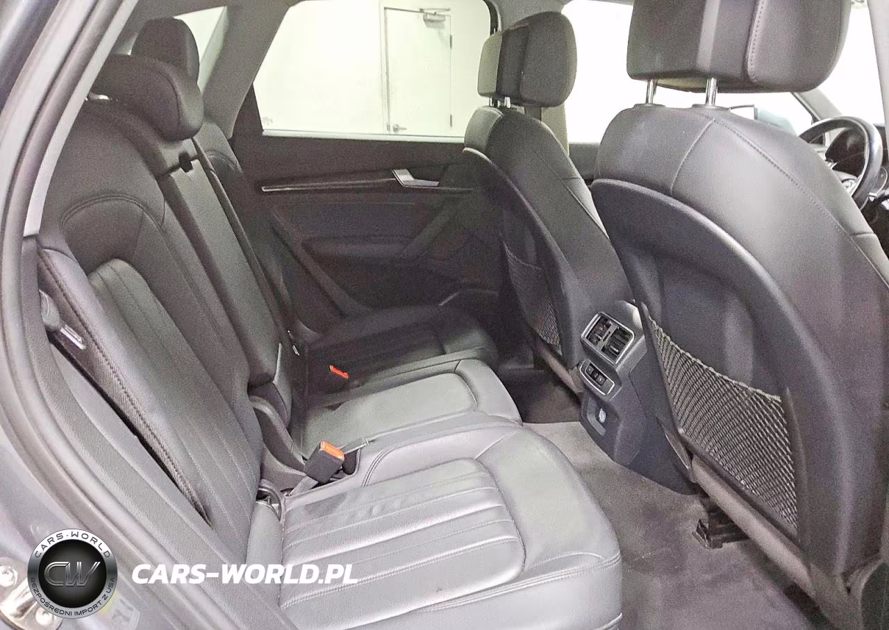 2018 Audi Q5 Premium VIN:WA1ANAFY9J2093965 - 11