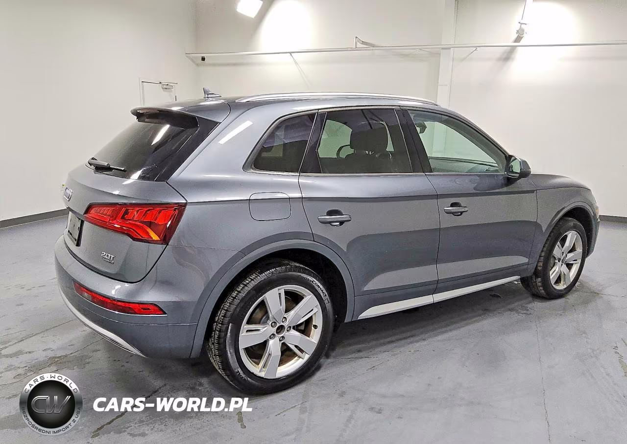 2018 Audi Q5 Premium VIN:WA1ANAFY9J2093965 - 3