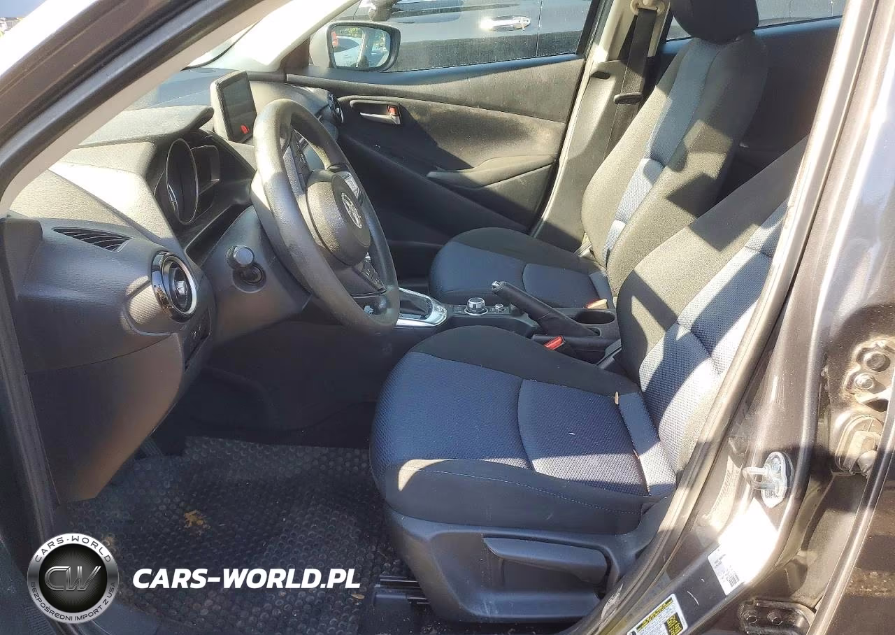 2020 Toyota Yaris Hatchback Le VIN:3MYDLBJV2LY707384 - 7