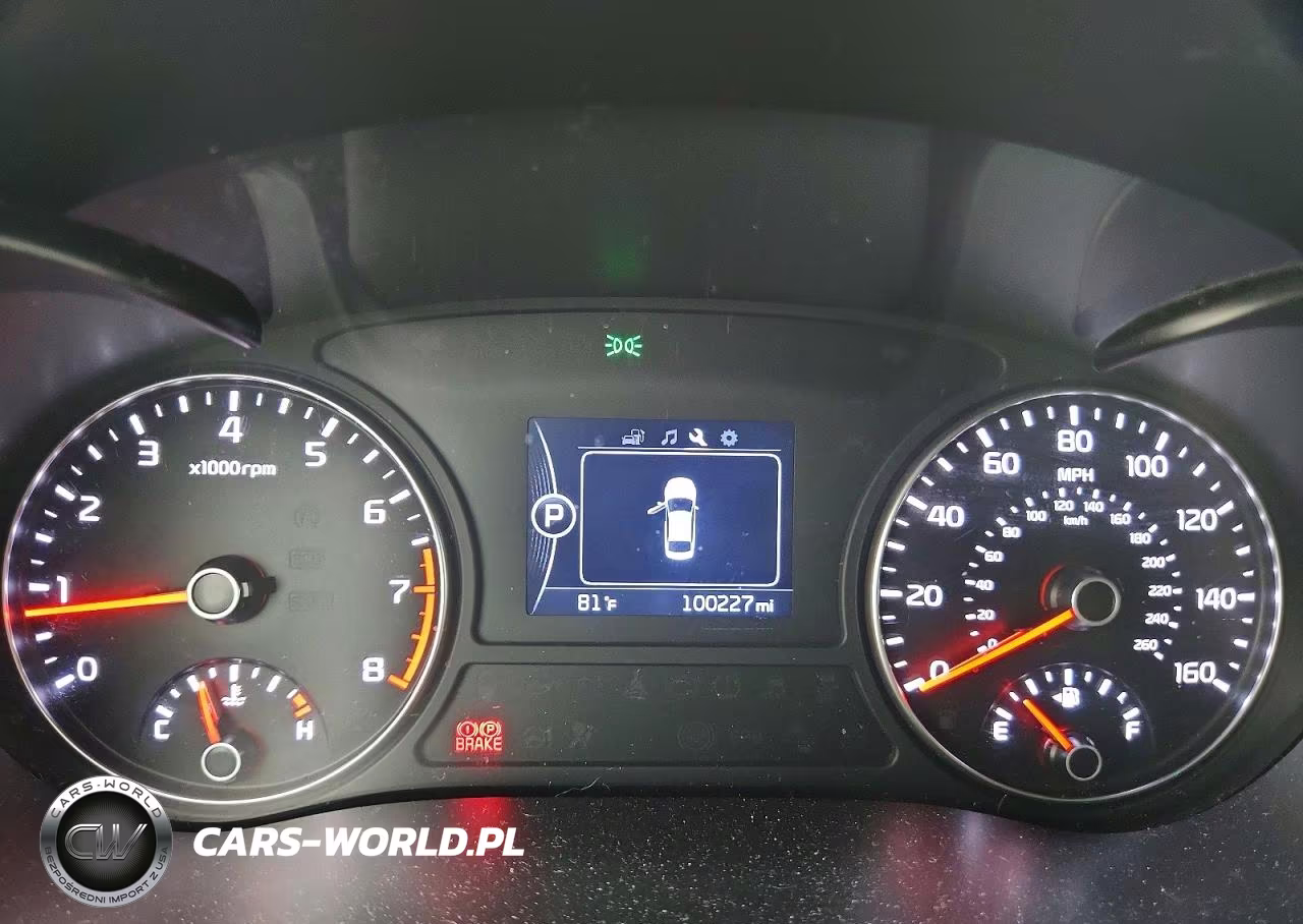 2018 Kia Optima Lx VIN:5XXGT4L39JG229814 - 9
