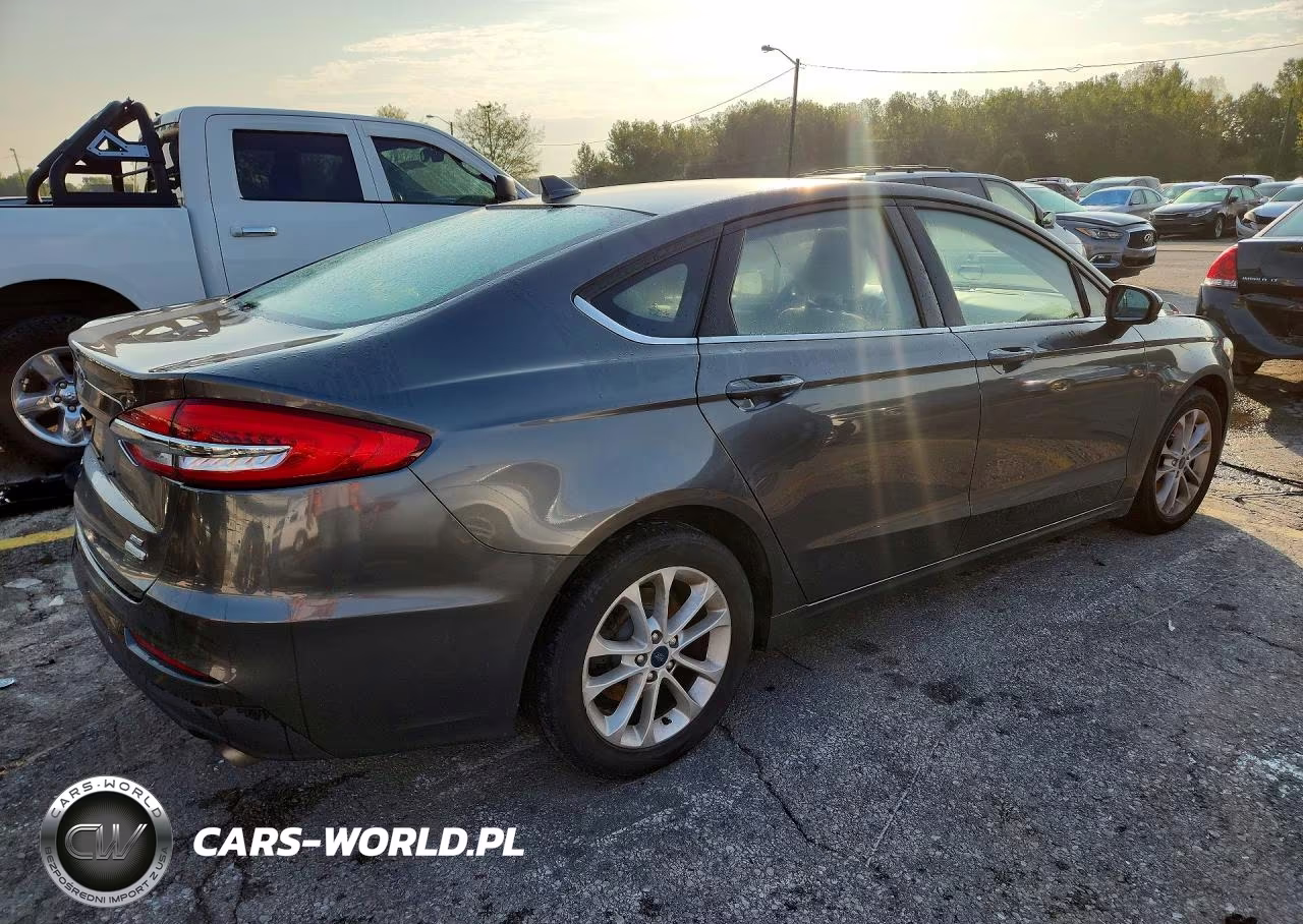 2020 Ford Fusion Se VIN:3FA6P0HDXLR135154 - 3