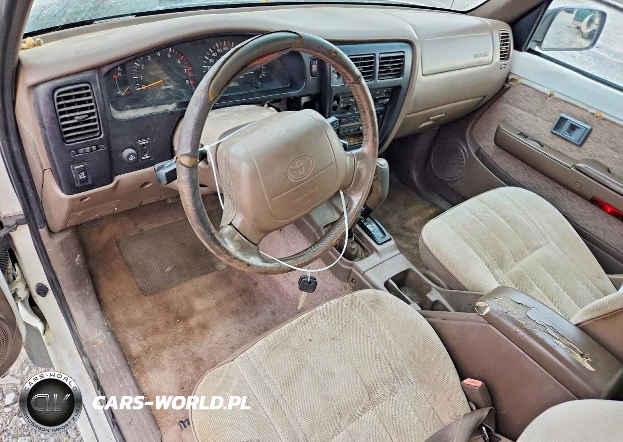 1999 Toyota Tacoma V6 VIN:4TAWN72N7XZ566428 - 8