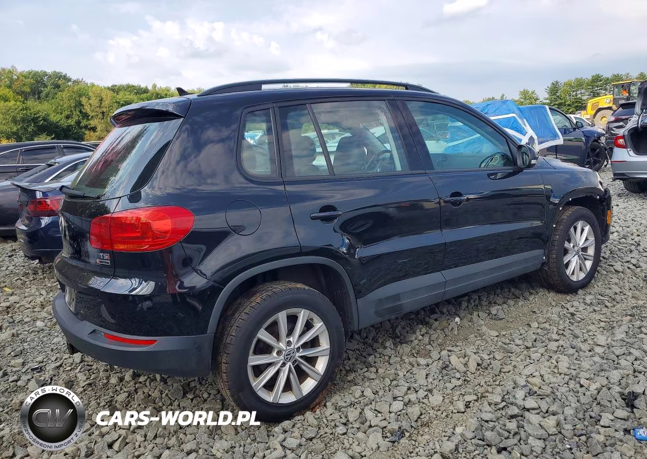 2018 Volkswagen Tiguan Limited VIN:WVGBV7AX6JK000679 - 3