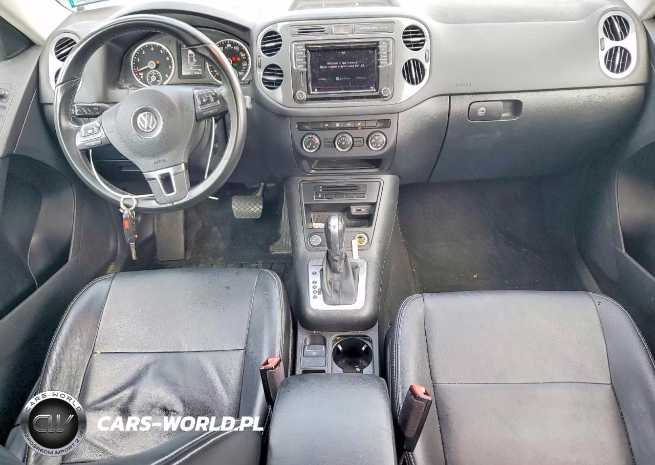 2018 Volkswagen Tiguan Limited VIN:WVGBV7AX6JK000679 - 8