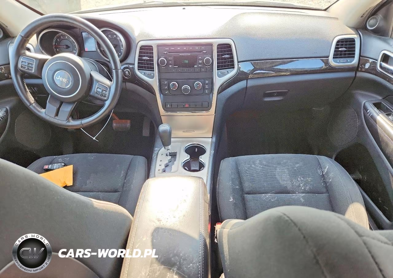 2013 Jeep Grand Cherokee Laredo VIN:1C4RJFAG9DC555911 - 8