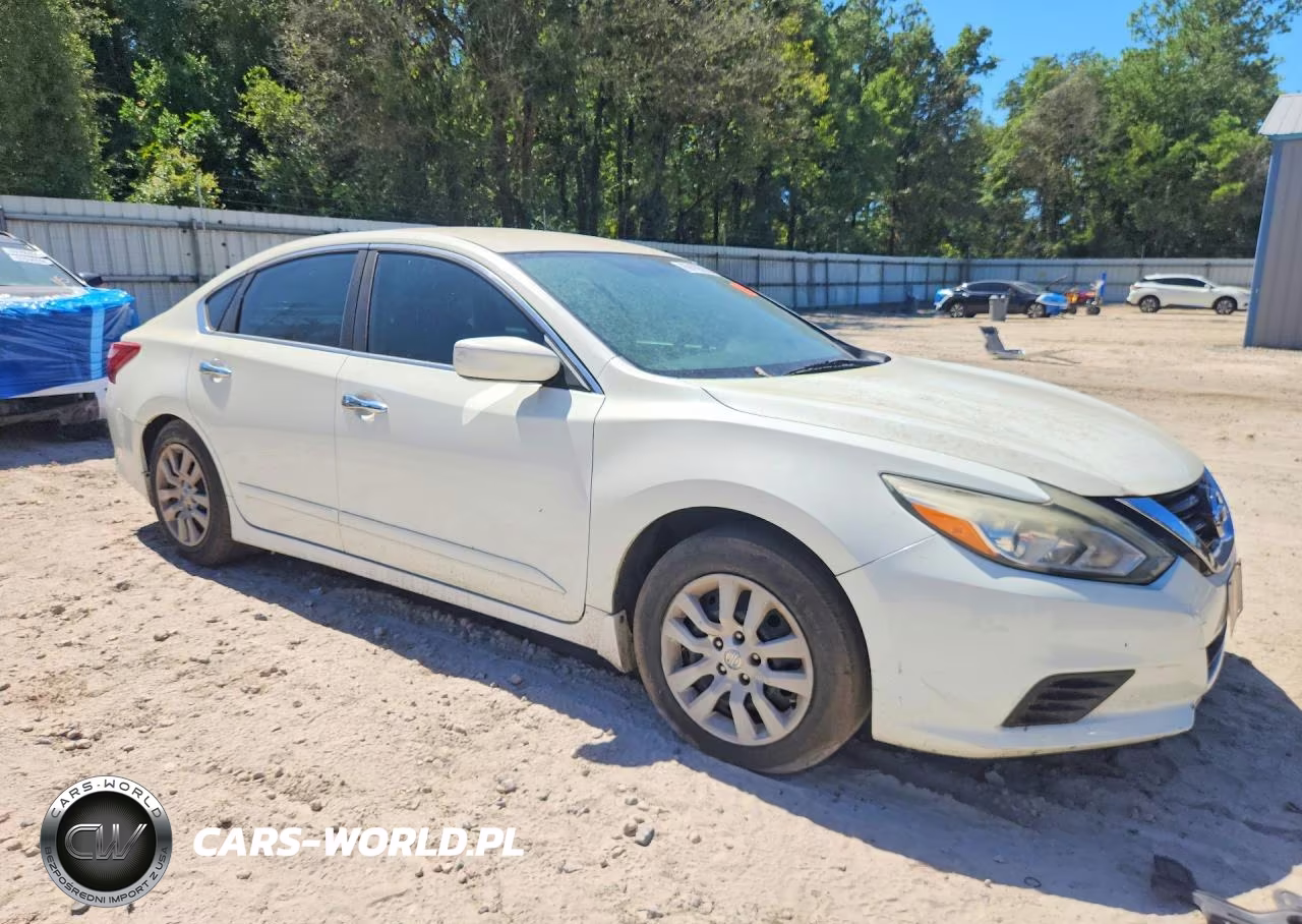 2018 Nissan Altima 2.5 S VIN:1N4AL3AP3JC184879 - 4