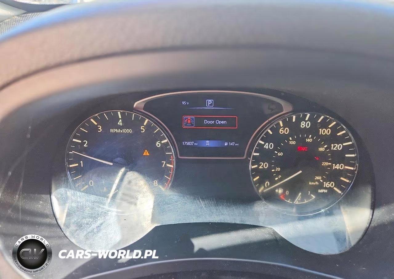 2018 Nissan Altima 2.5 S VIN:1N4AL3AP3JC184879 - 9