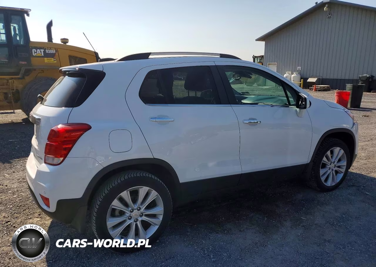 2020 Chevrolet Trax Premier VIN:KL7CJRSB0LB317215 - 3