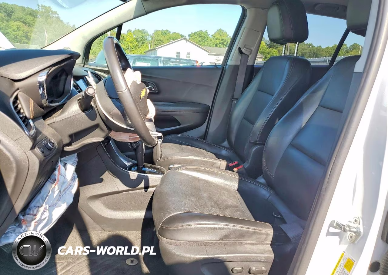 2020 Chevrolet Trax Premier VIN:KL7CJRSB0LB317215 - 7