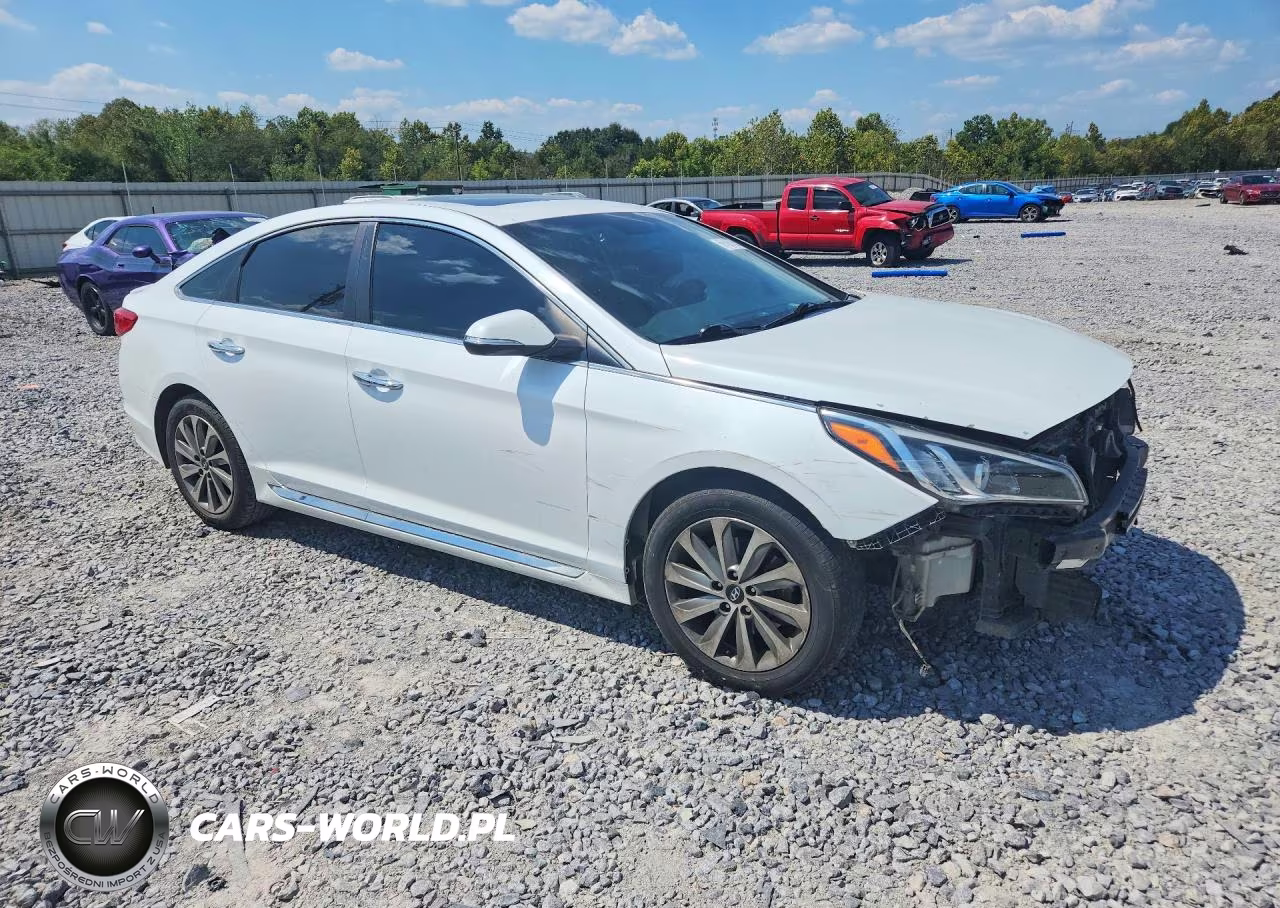2017 Hyundai Sonata Sport VIN:5NPE34AF4HH507697 - 4