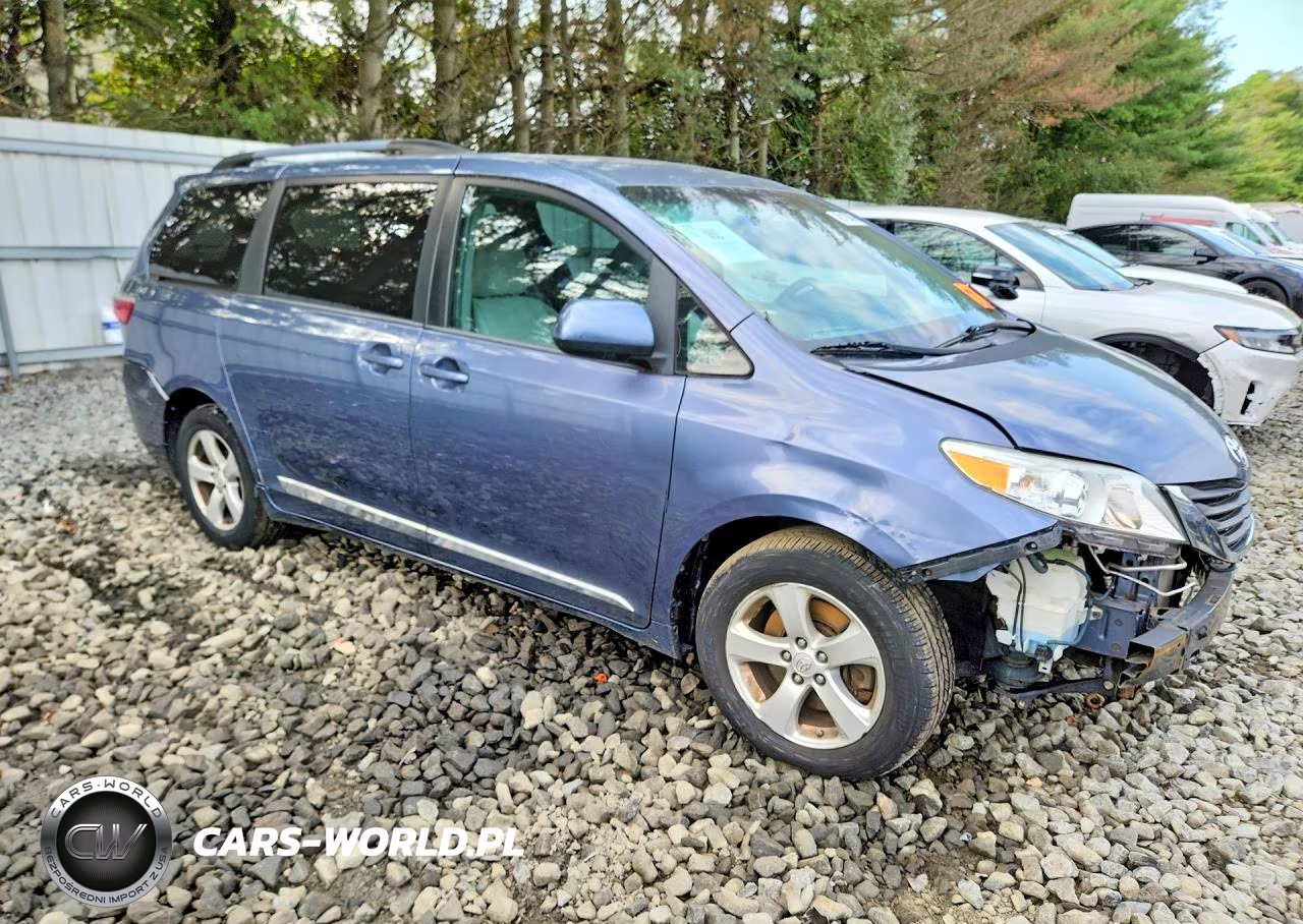 2016 Toyota Sienna Le VIN:5TDKK3DC3GS762562 - 4