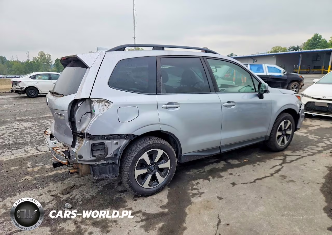 2017 Subaru Forester 2.5I Premium VIN:JF2SJAEC6HH519874 - 3