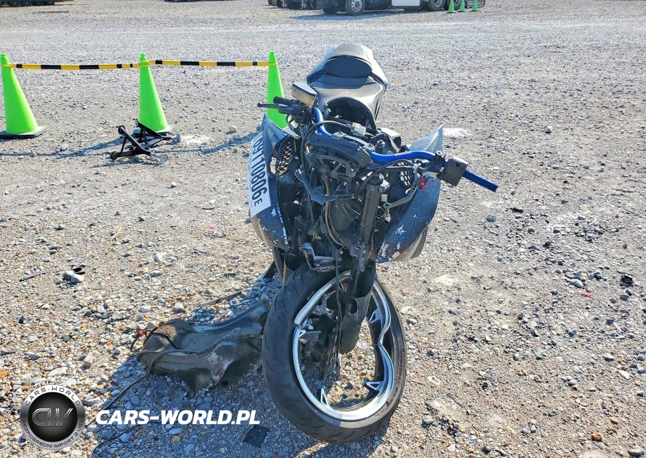 2010 Kawasaki Zr1000 VIN:JKAZRCD11AA002105 - 2