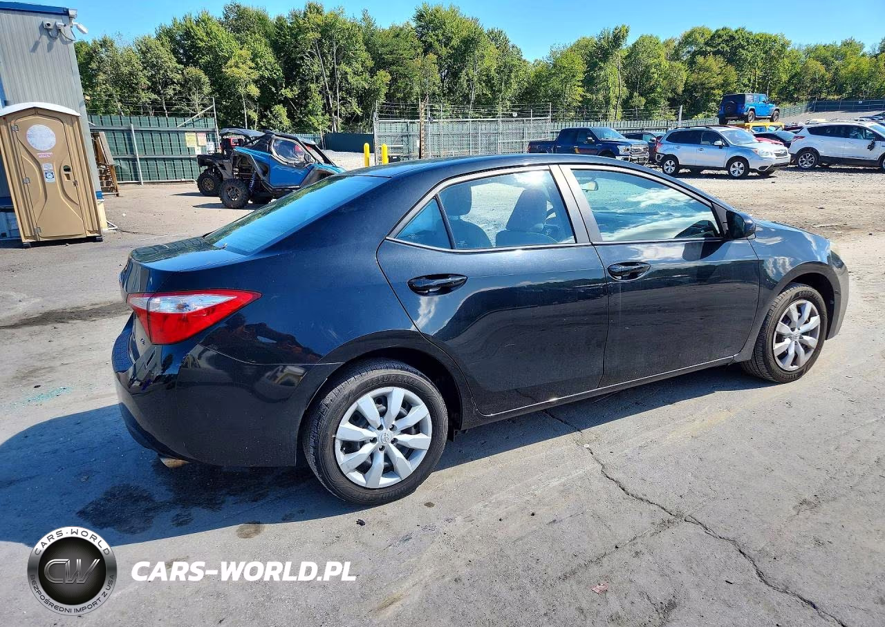 2015 Toyota Corolla Le VIN:2T1BURHE9FC408559 - 3