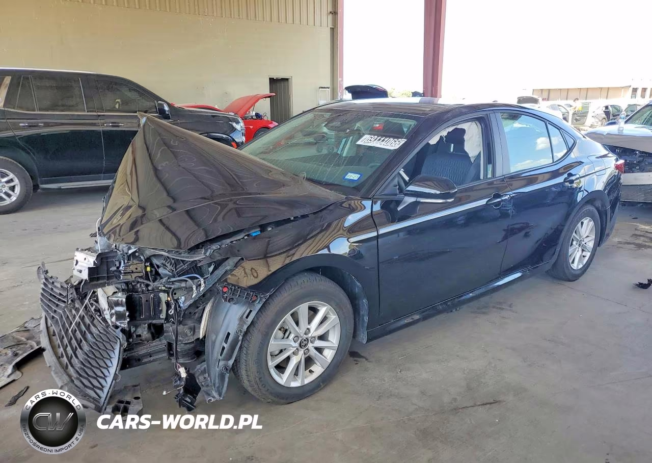 2026 Toyota Camry Le VIN:4T1DAACK6TU724785 - 1