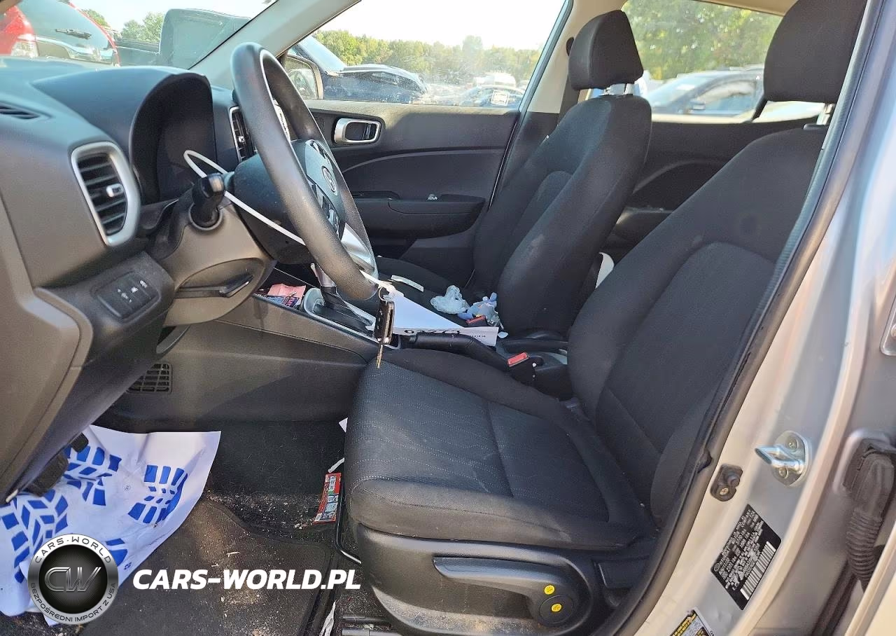 2021 Hyundai Venue Se VIN:KMHRB8A3XMU067059 - 7