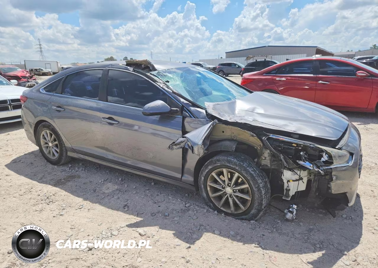 2018 Hyundai Sonata Se VIN:5NPE24AFXJH618411 - 4