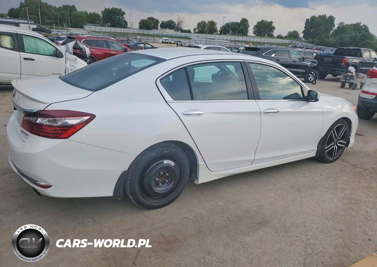 2016 Honda Accord Sport VIN:1HGCR2F52GA027370 - 3
