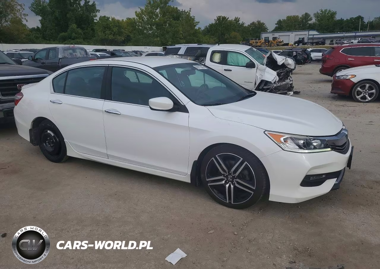 2016 Honda Accord Sport VIN:1HGCR2F52GA027370 - 4