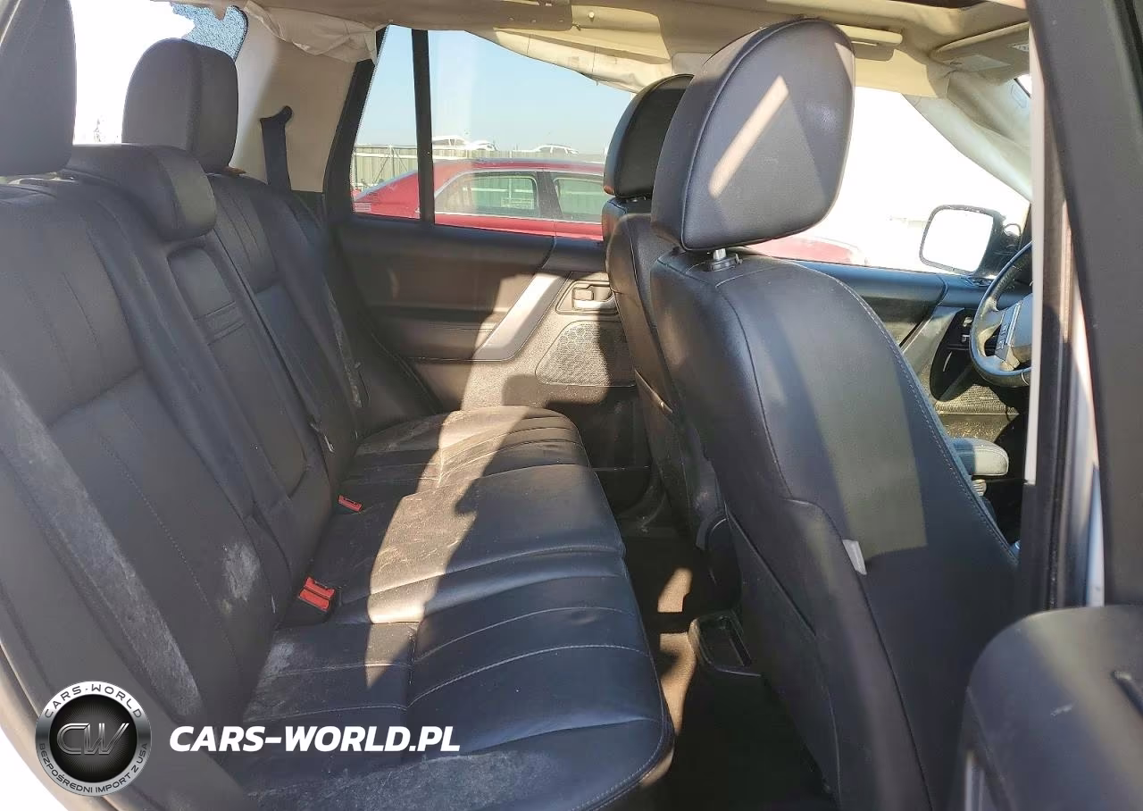2011 Land Rover Lr2 Hse VIN:SALFR2BN3BH245103 - 11
