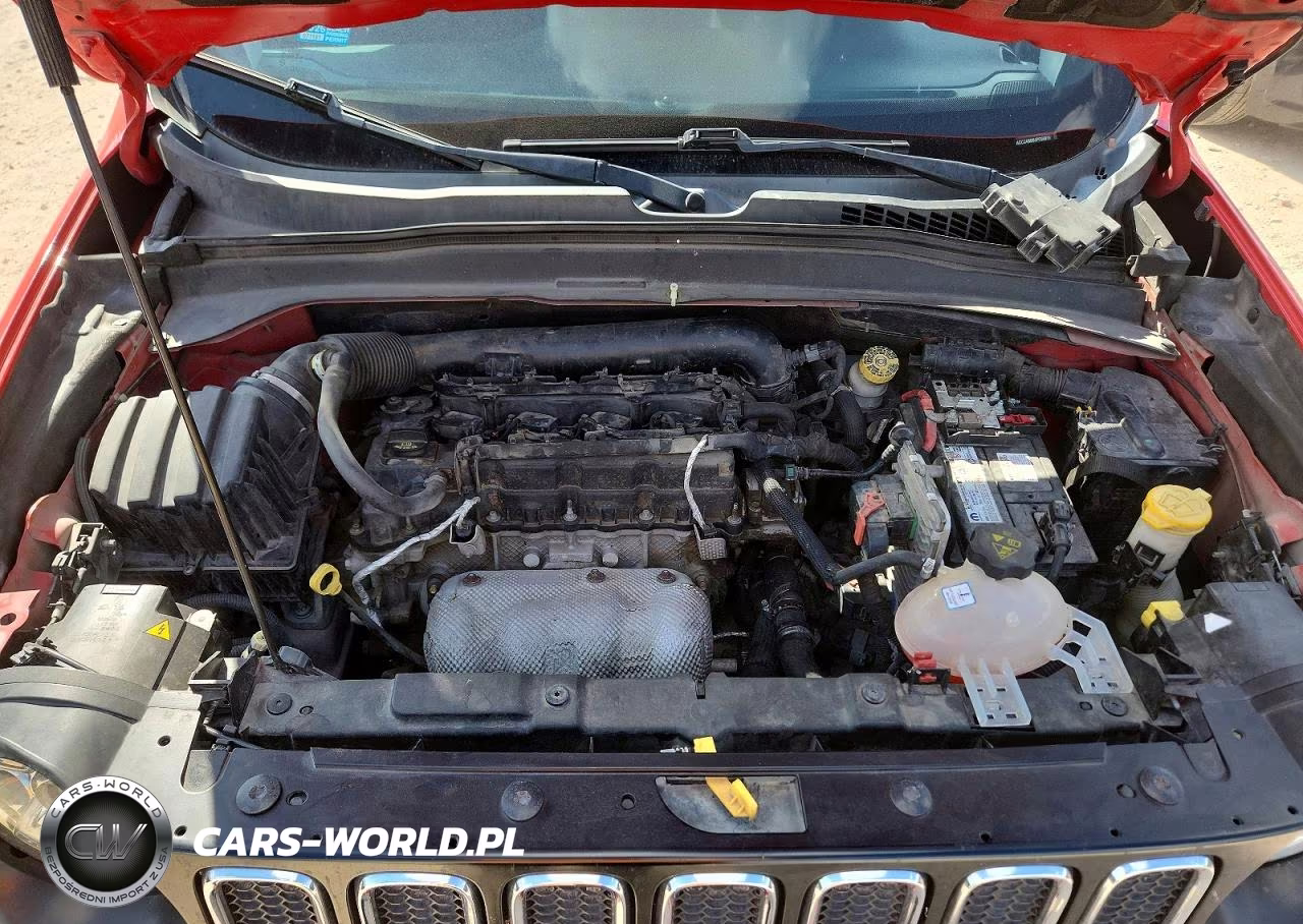 2018 Jeep Renegade Latitude VIN:ZACCJABB5JPG90919 - 11