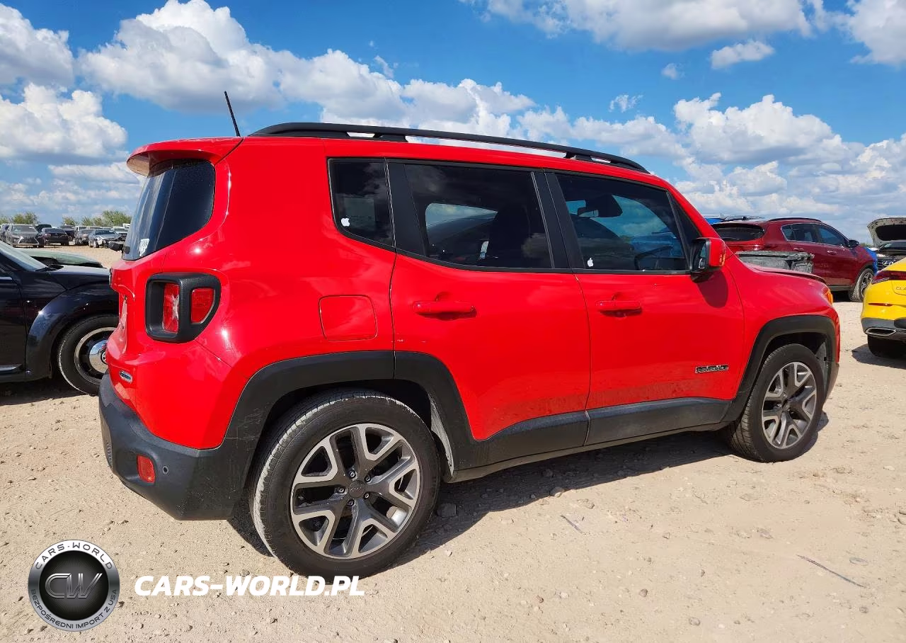 2018 Jeep Renegade Latitude VIN:ZACCJABB5JPG90919 - 3