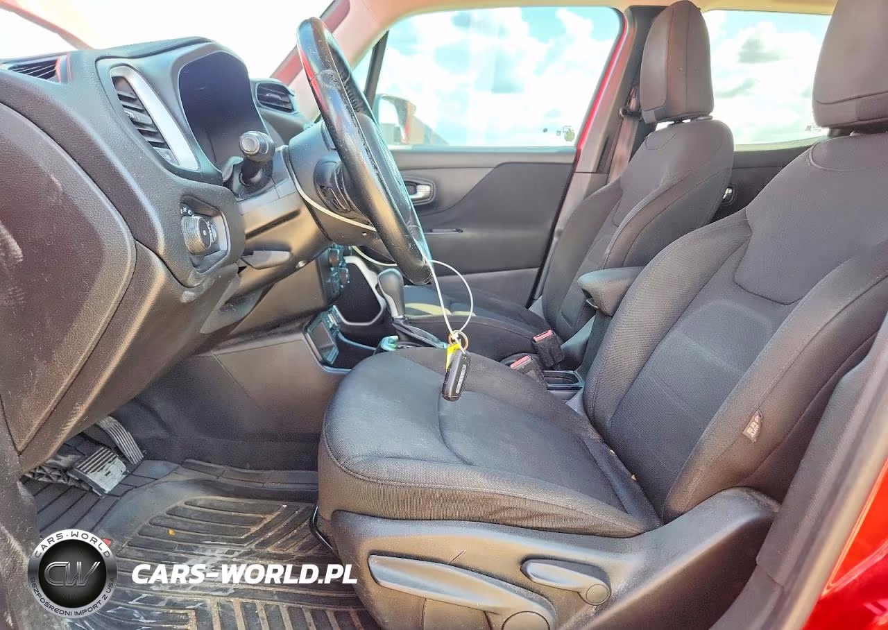 2018 Jeep Renegade Latitude VIN:ZACCJABB5JPG90919 - 7
