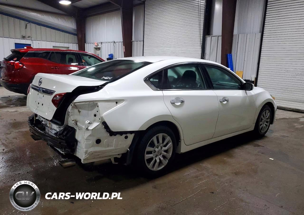 2018 Nissan Altima 2.5 S VIN:1N4AL3AP3JC159688 - 3
