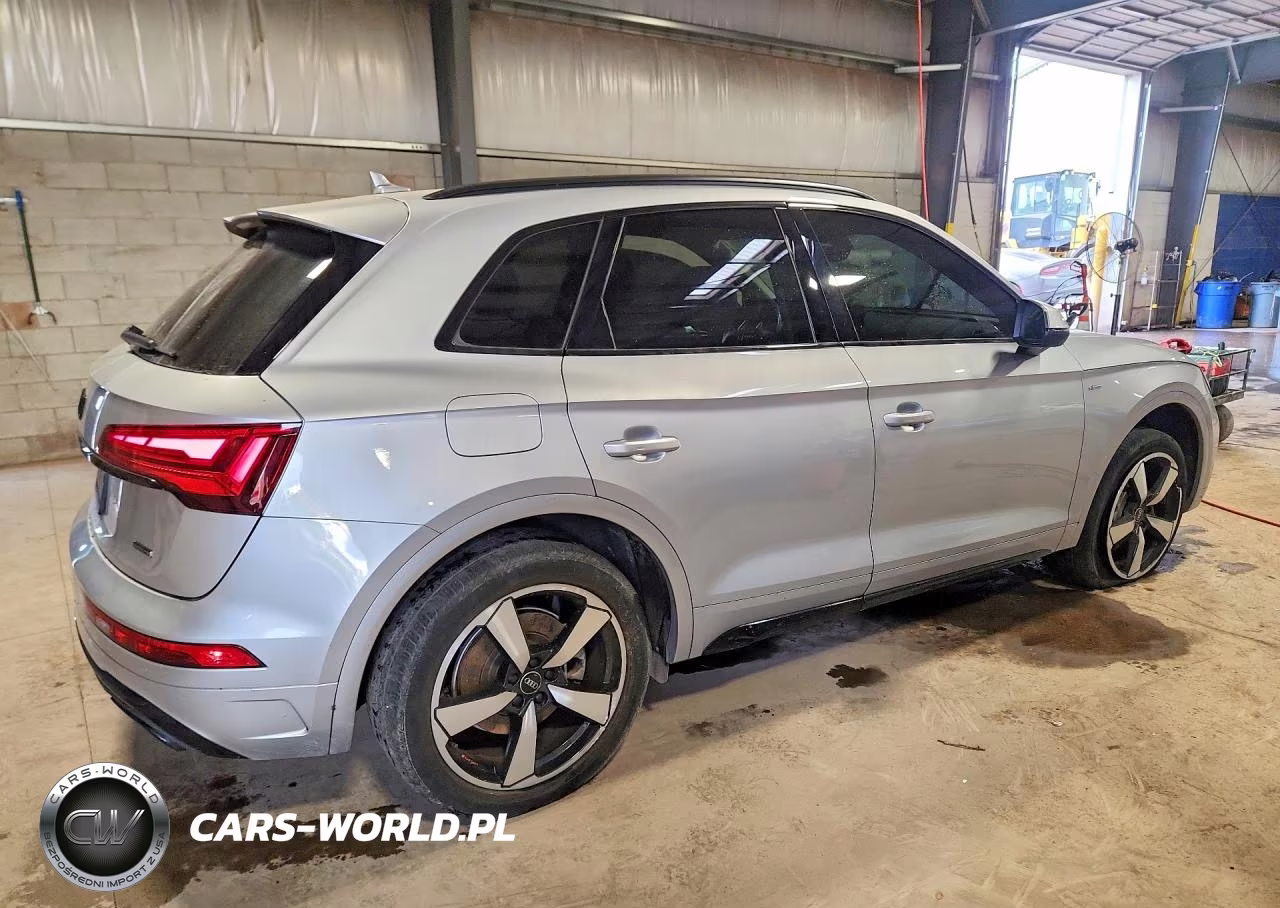 2022 Audi Q5 Premium Plus 45 VIN:WA1EAAFY4N2081841 - 3