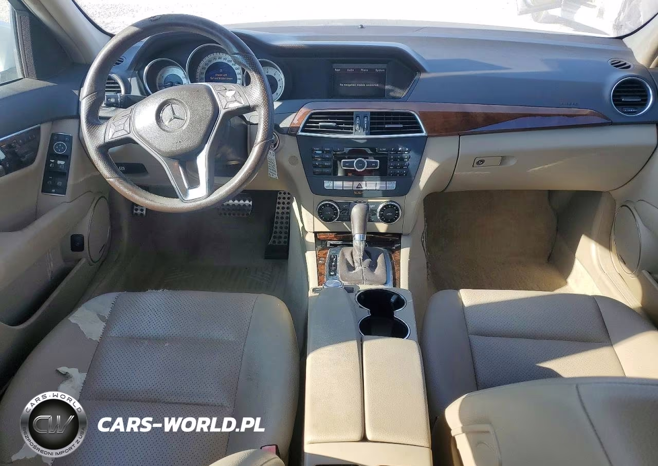 2013 Mercedes-Benz C250 VIN:WDDGF4HB9DA773050 - 8